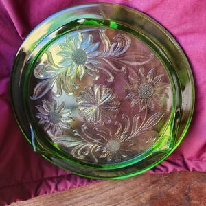 Vintage 1930's Depression Glass Green Color Dogwood Cake Plate